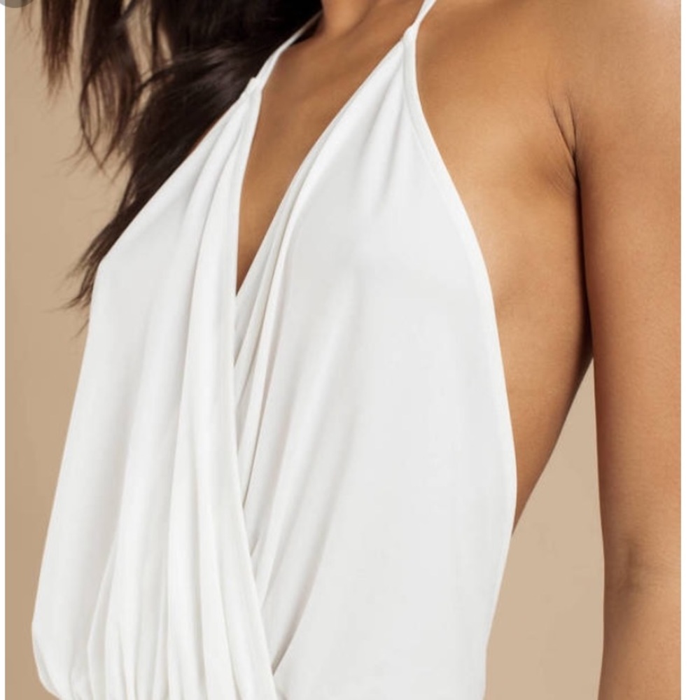 Tobi halter top. Size large